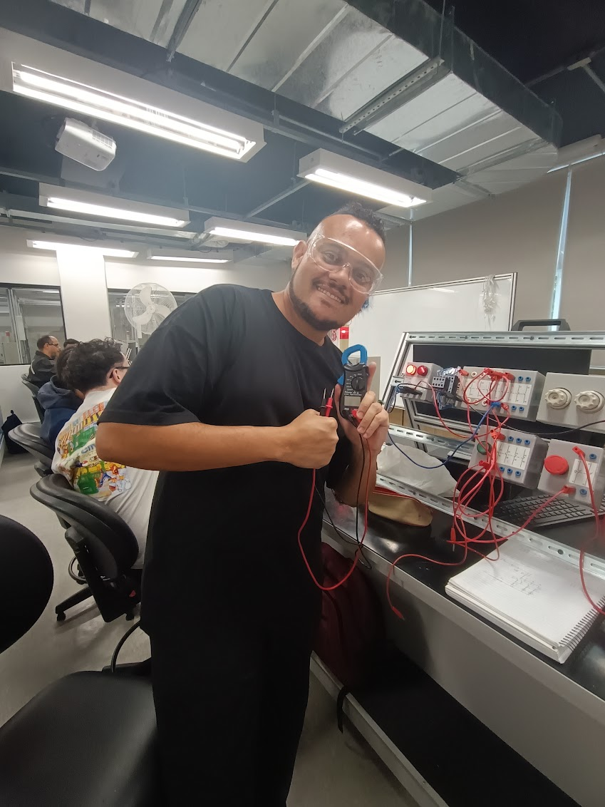 Registro do curso de comandos elétricos